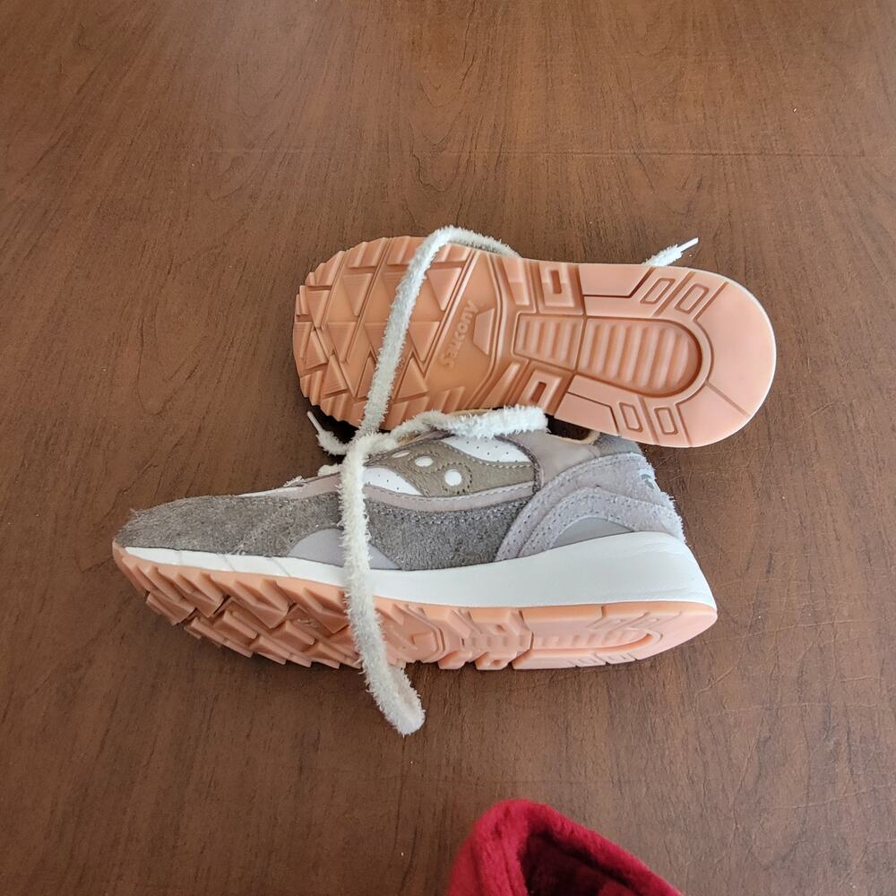Saucony Maybe Tomorrow Gray White XT 600 Womens S70682-2 Size US 7, EUR 40 - Picture 7 of 11